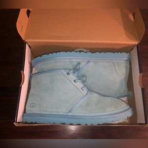 Men’s 11 UGG lace up boots short